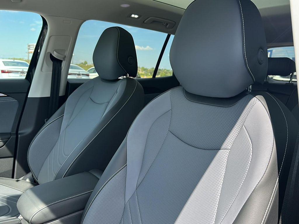 new 2025 Volkswagen Tiguan car, priced at $31,957