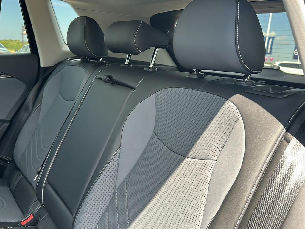 new 2025 Volkswagen Tiguan car, priced at $31,957