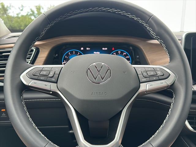 new 2025 Volkswagen Atlas car, priced at $42,987