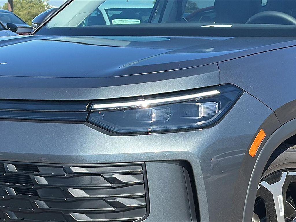 new 2025 Volkswagen Tiguan car, priced at $32,341