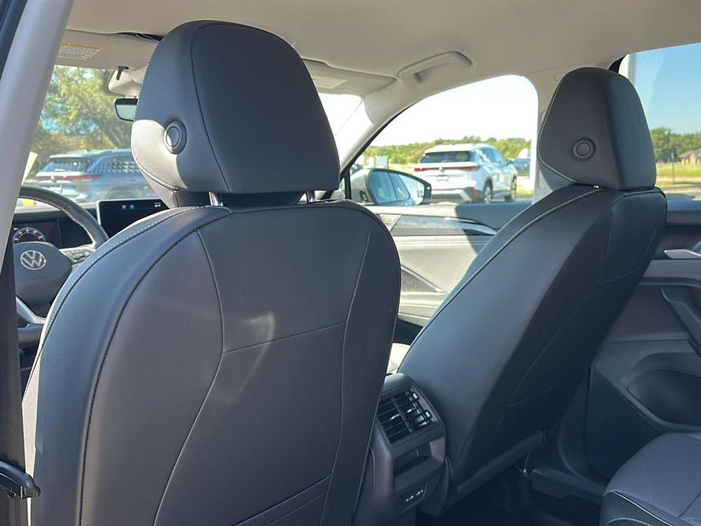 new 2025 Volkswagen Tiguan car, priced at $32,341