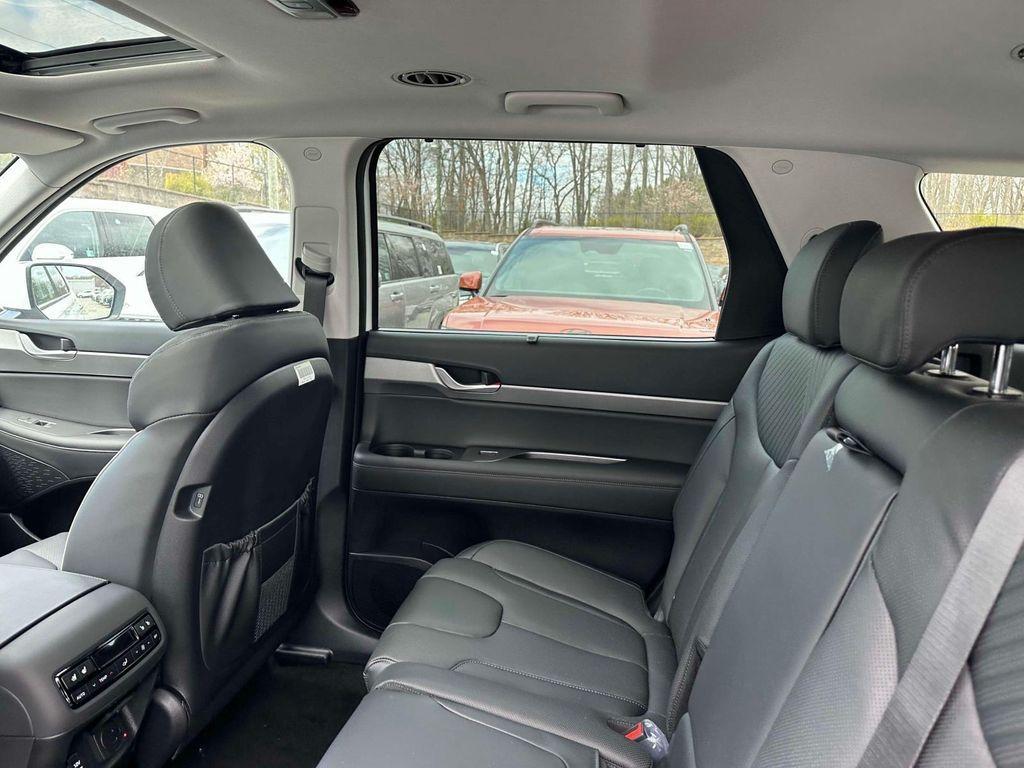 new 2025 Hyundai Palisade car, priced at $48,245