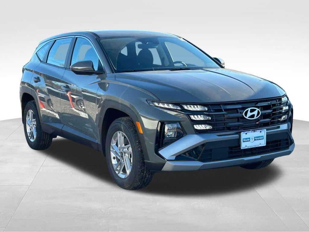 new 2025 Hyundai Tucson car, priced at $32,185