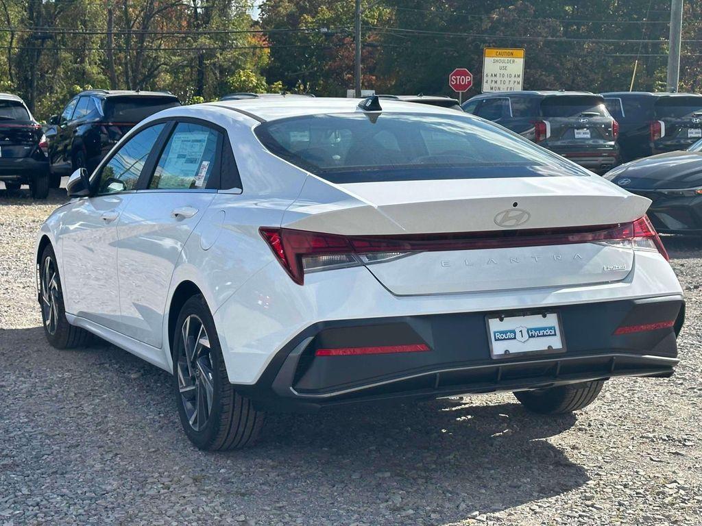 new 2025 Hyundai Elantra car, priced at $28,660