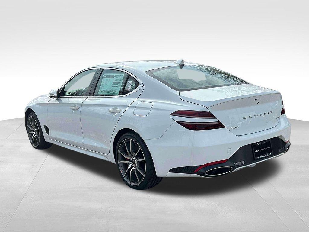 new 2025 Genesis G70 car, priced at $45,050