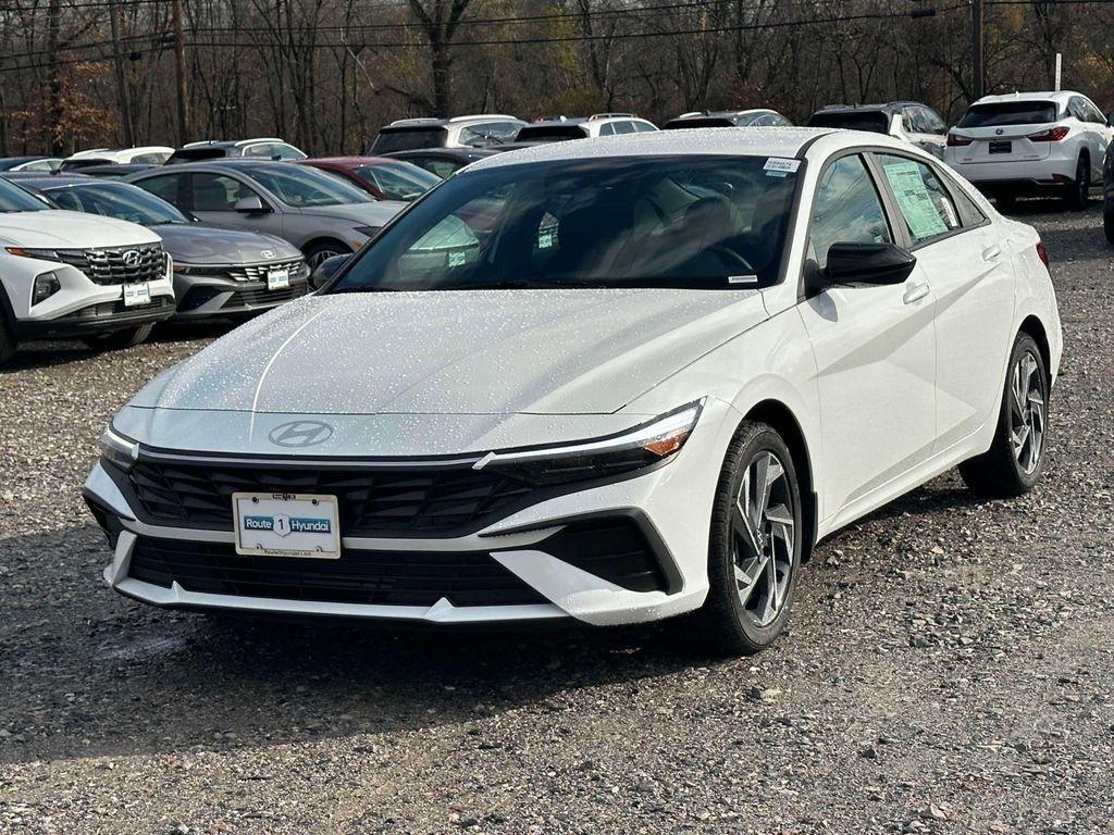 new 2025 Hyundai Elantra car, priced at $25,160