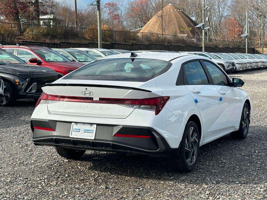 new 2025 Hyundai Elantra car, priced at $25,160