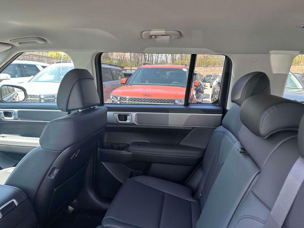 new 2025 Hyundai Santa Fe car, priced at $38,660