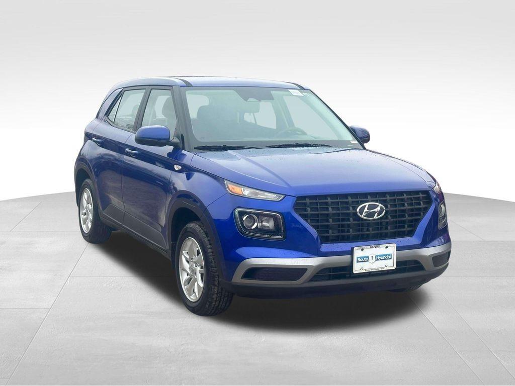 new 2025 Hyundai Venue car, priced at $22,010