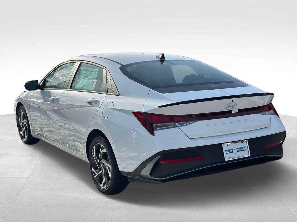 new 2025 Hyundai Elantra car, priced at $25,360