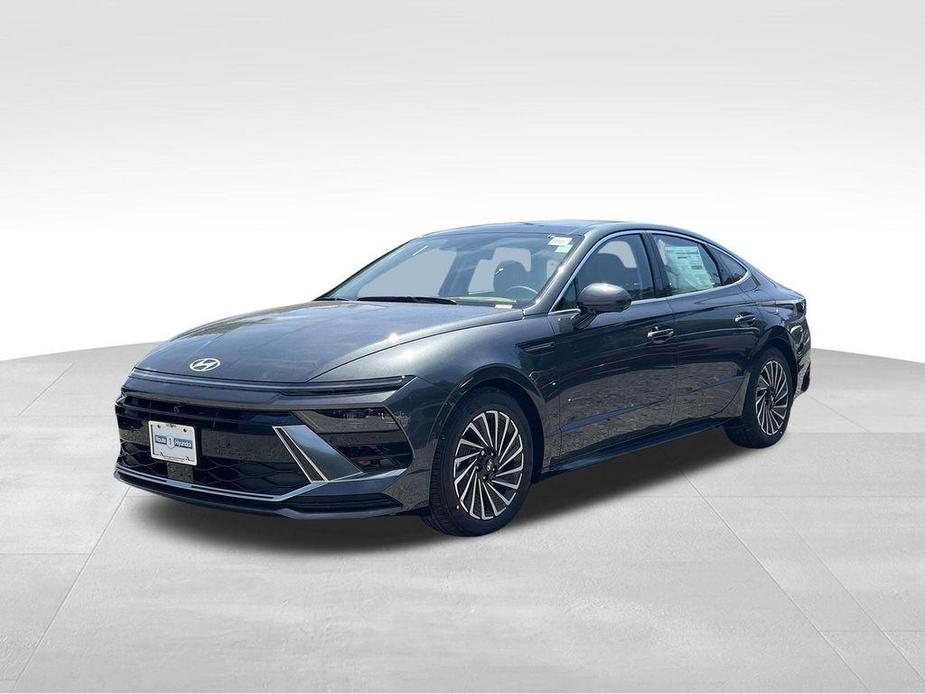 new 2024 Hyundai Sonata Hybrid car, priced at $37,100