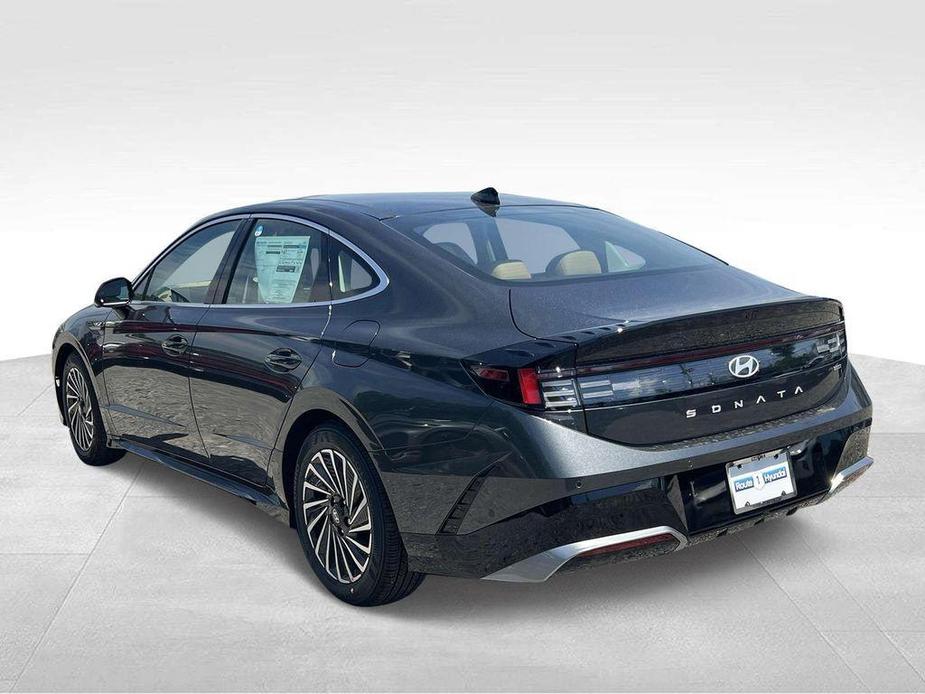 new 2024 Hyundai Sonata Hybrid car, priced at $37,100