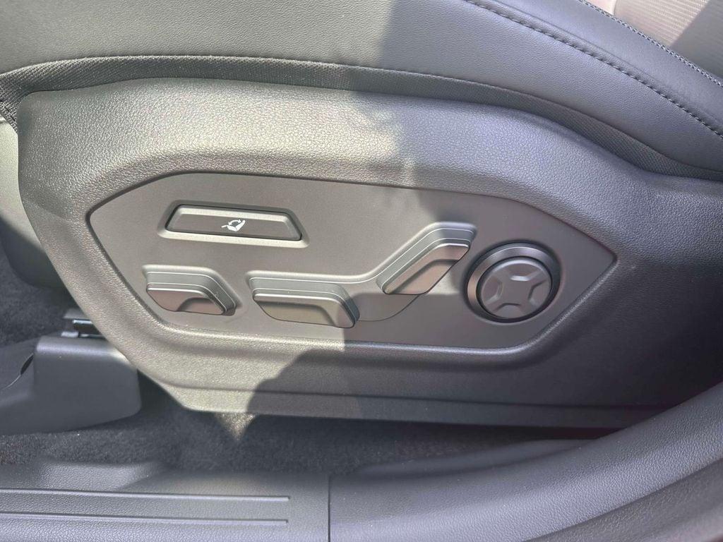 new 2025 Hyundai Santa Fe car, priced at $45,500