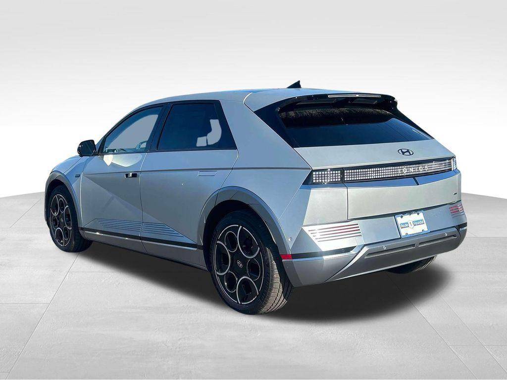 used 2024 Genesis Electrified GV70 car, priced at $50,995