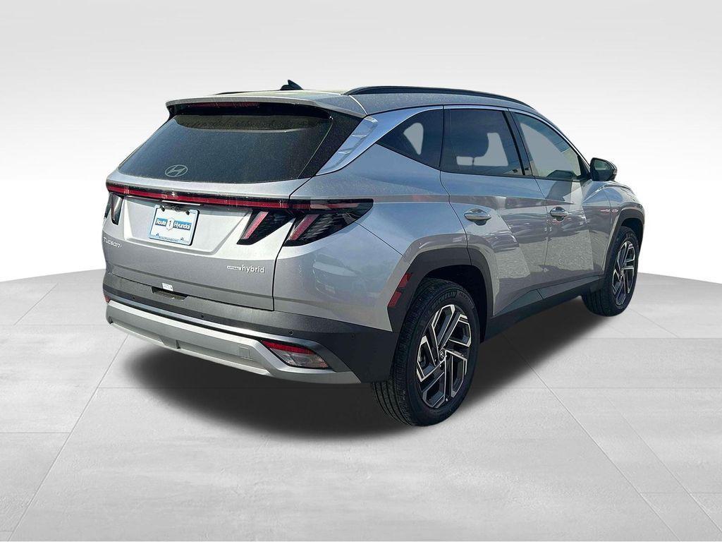 new 2025 Hyundai TUCSON Hybrid car, priced at $42,015