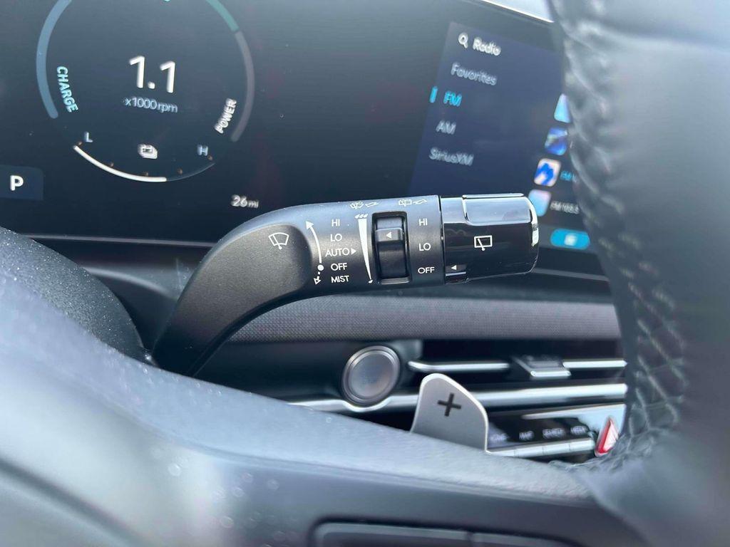 new 2025 Hyundai TUCSON Hybrid car, priced at $42,015