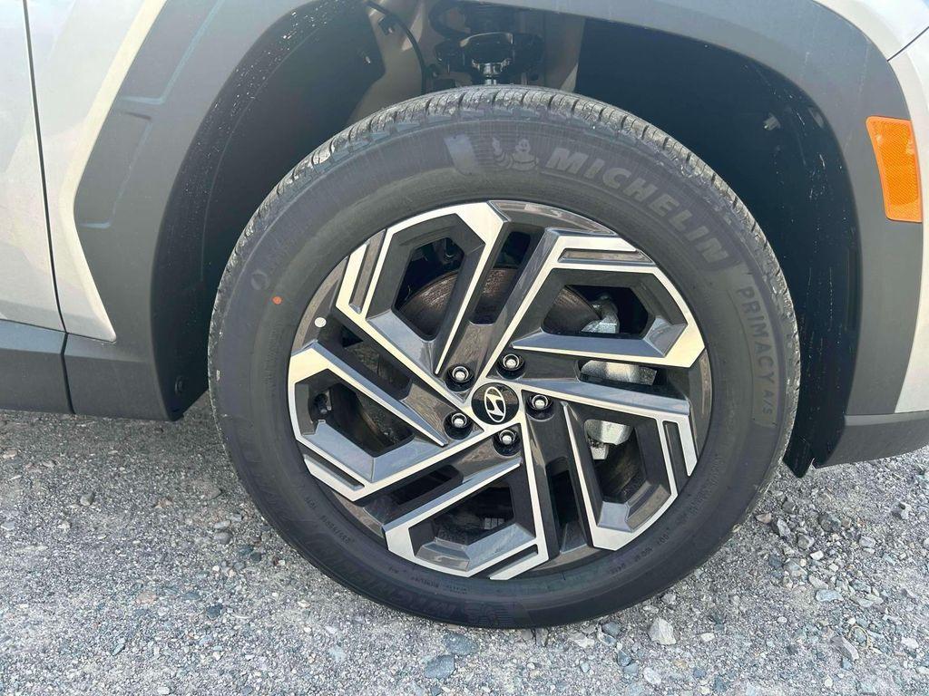 new 2025 Hyundai TUCSON Hybrid car, priced at $42,015