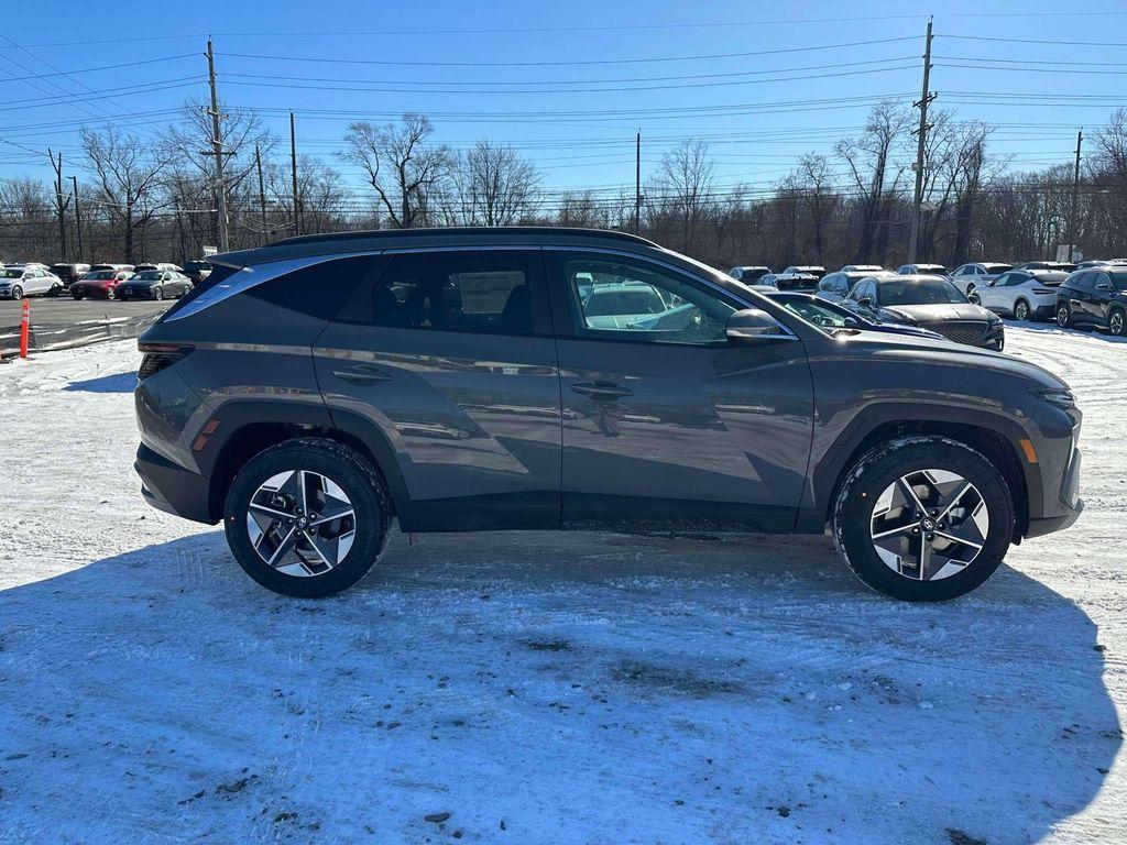 new 2025 Hyundai Tucson car, priced at $33,835