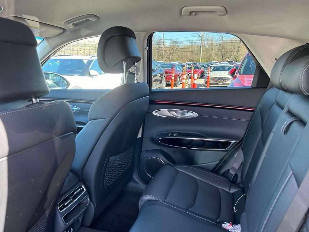 new 2026 Genesis GV70 car