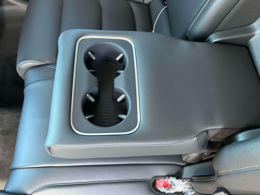 new 2026 Genesis GV70 car