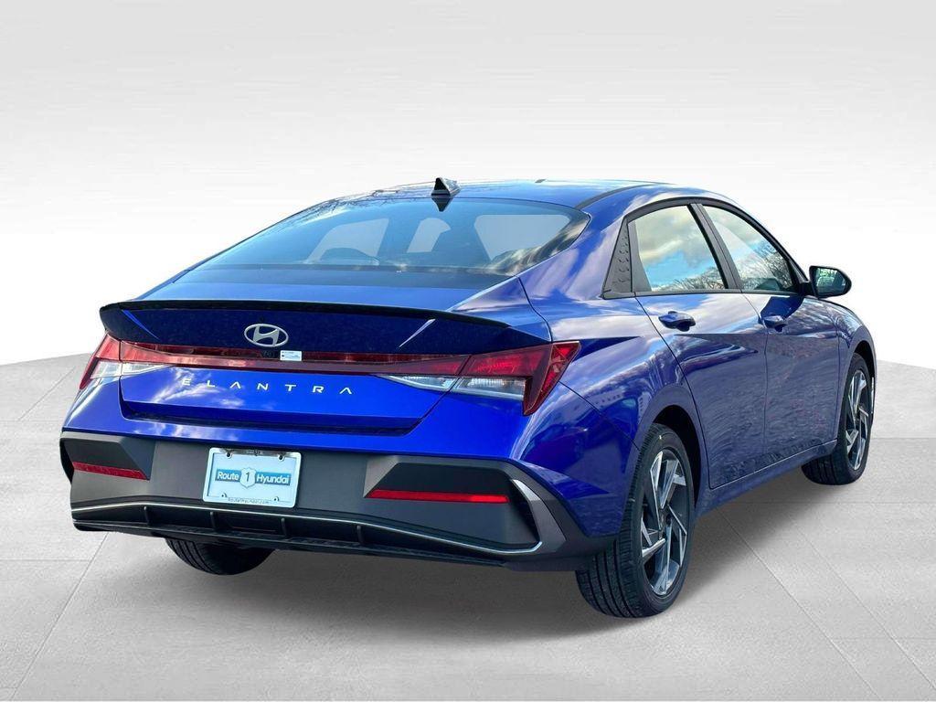 new 2025 Hyundai Elantra car, priced at $24,735