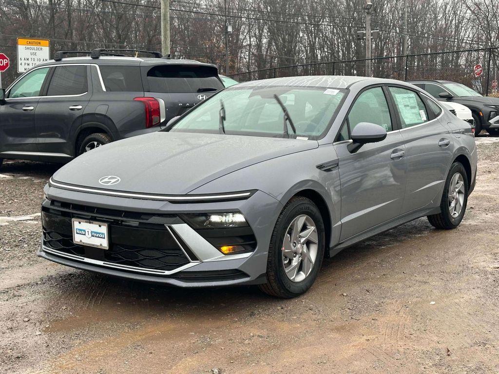 new 2025 Hyundai Sonata car, priced at $28,380