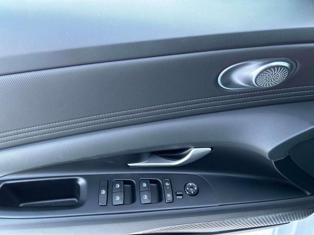 new 2025 Hyundai Elantra car, priced at $25,525