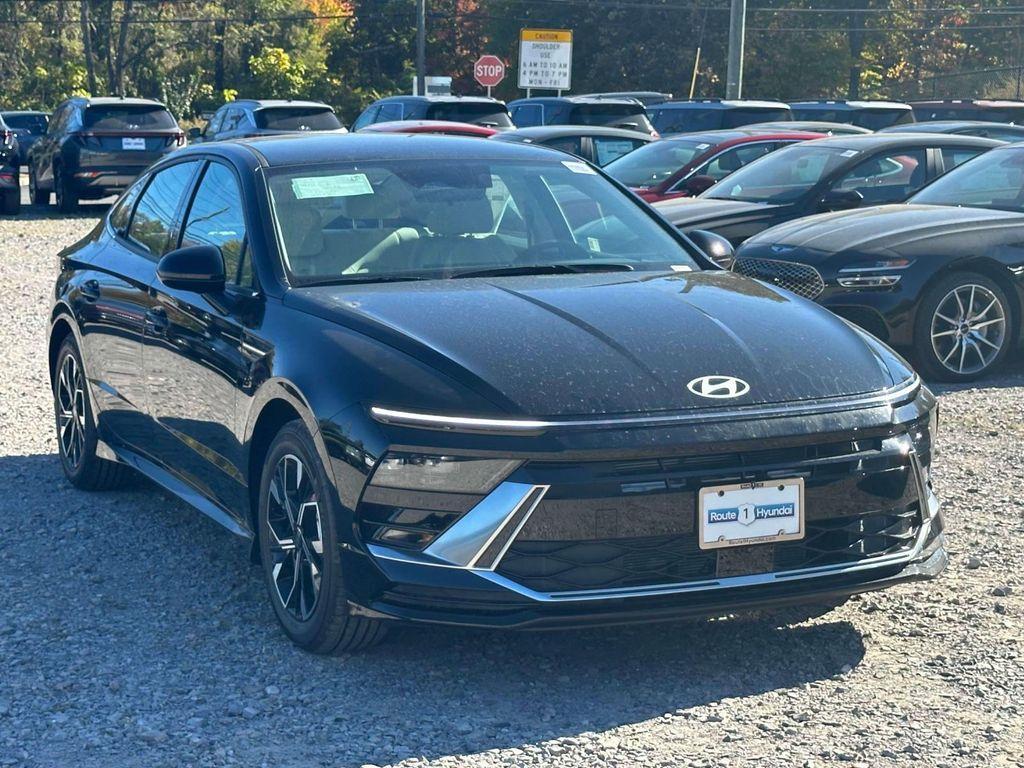 new 2025 Hyundai Sonata car, priced at $30,920