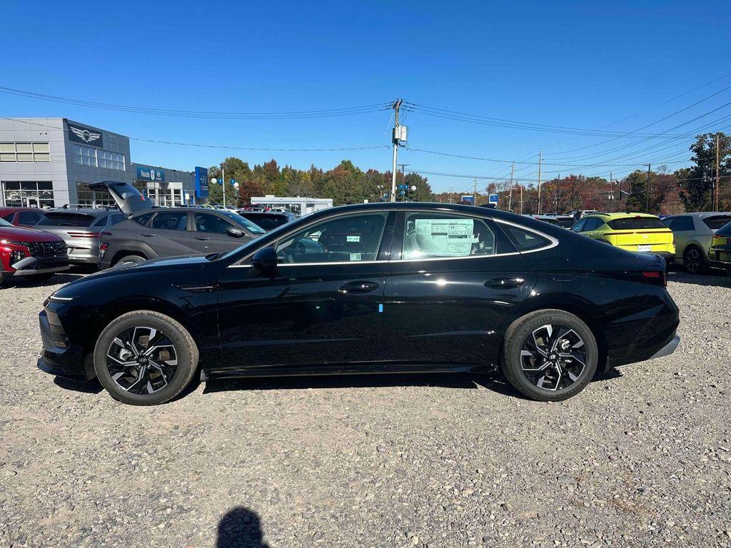 new 2025 Hyundai Sonata car, priced at $30,920