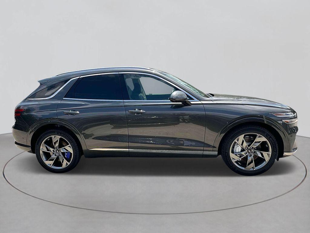 new 2025 Genesis Electrified GV70 car, priced at $76,190