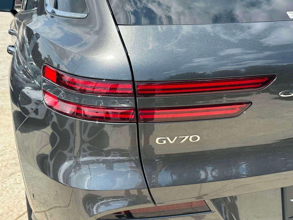 new 2025 Genesis Electrified GV70 car, priced at $76,190