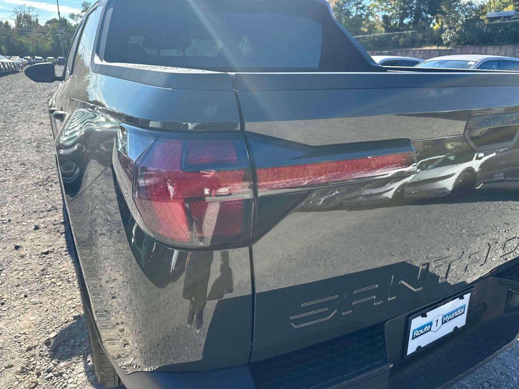 new 2025 Hyundai Santa Cruz car, priced at $31,785