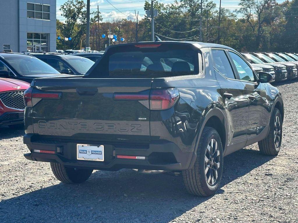 new 2025 Hyundai Santa Cruz car, priced at $31,785