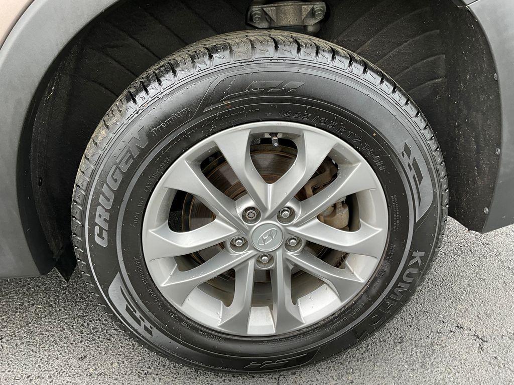 used 2020 Hyundai Santa Fe car, priced at $18,495