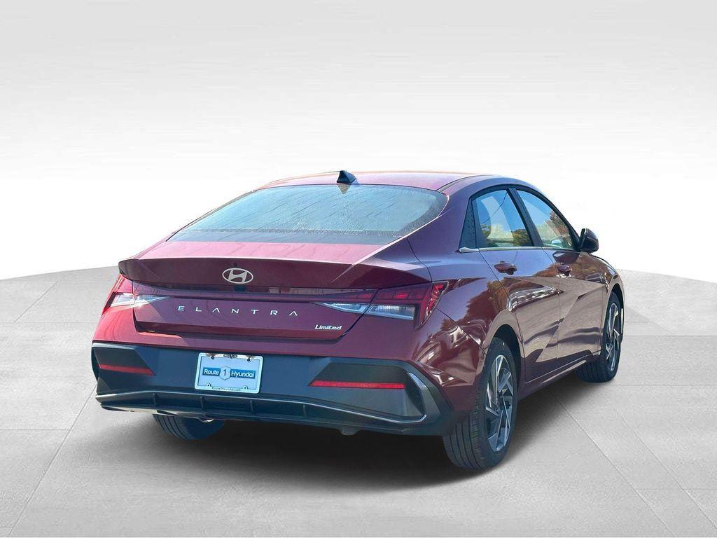 new 2025 Hyundai Elantra car, priced at $28,660