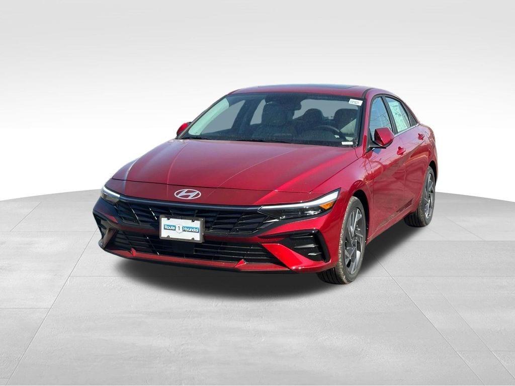 new 2025 Hyundai Elantra car, priced at $28,660