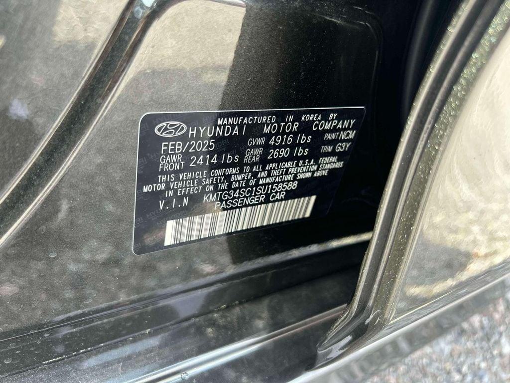 new 2025 Genesis G70 car, priced at $49,865