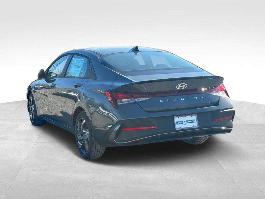 new 2025 Hyundai Elantra car, priced at $24,665