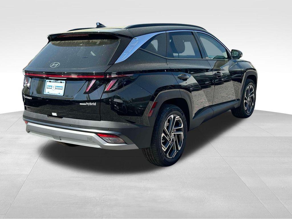 new 2025 Hyundai TUCSON Hybrid car, priced at $42,210