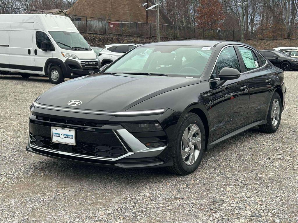 new 2025 Hyundai Sonata car, priced at $28,440