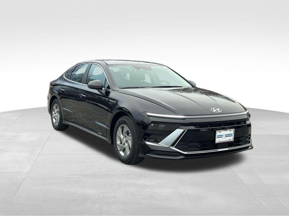 new 2025 Hyundai Sonata car, priced at $28,440