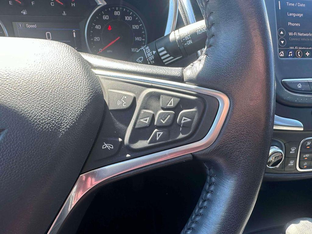 used 2022 Chevrolet Equinox car, priced at $18,590