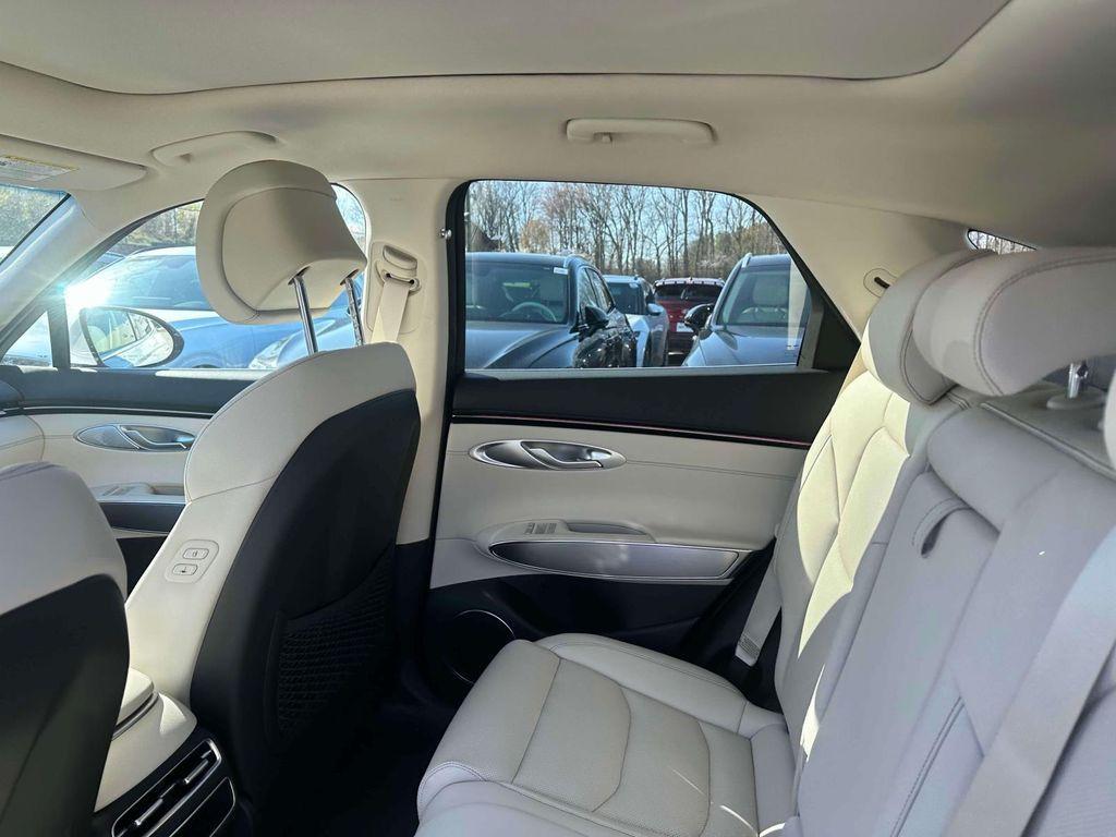 new 2026 Genesis GV70 car
