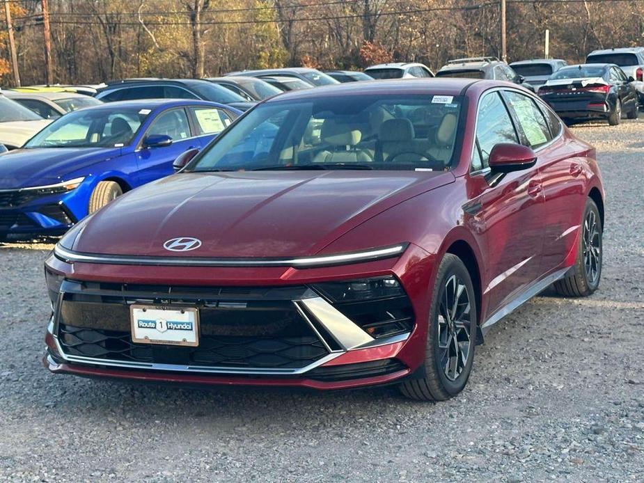 new 2025 Hyundai Sonata car, priced at $31,390