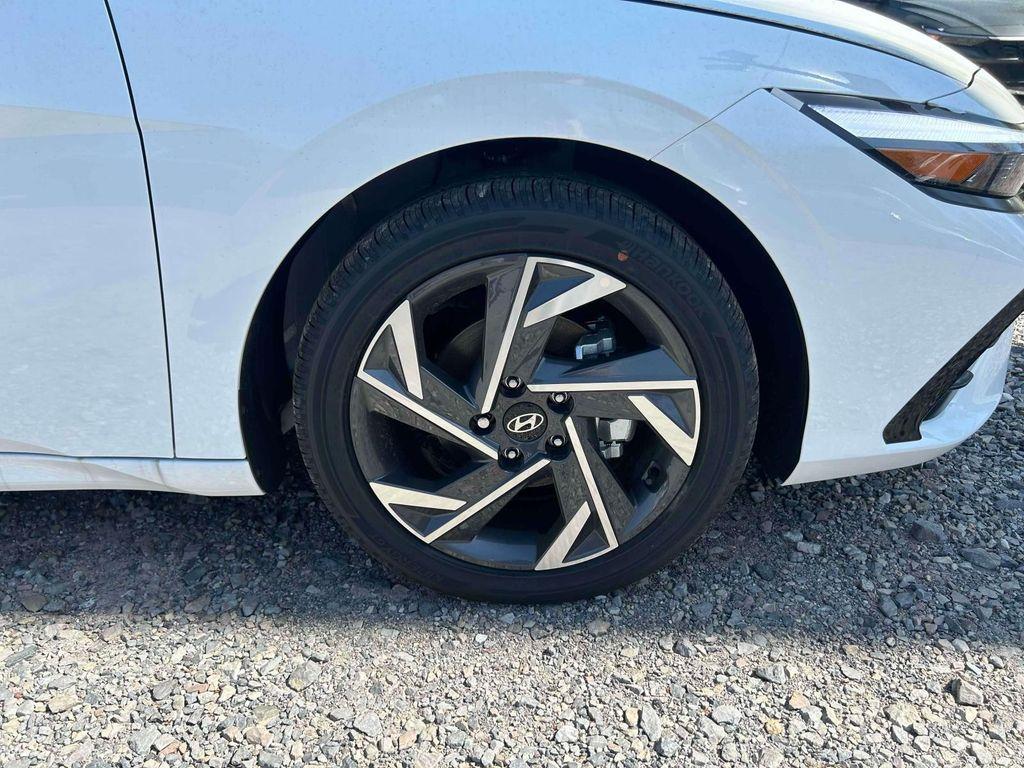 new 2025 Hyundai Elantra car, priced at $24,589