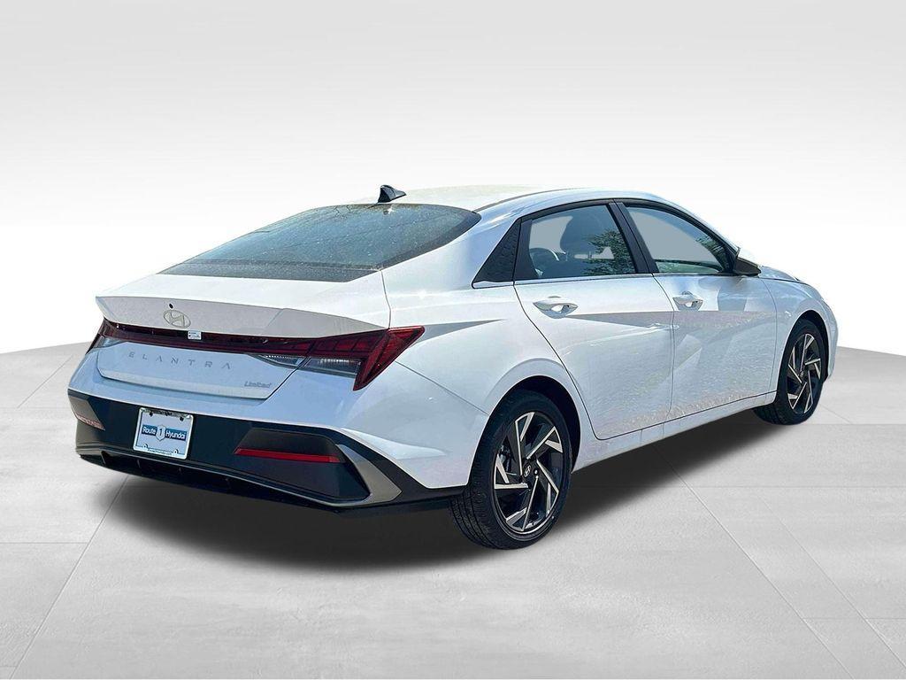 new 2025 Hyundai Elantra car, priced at $24,589