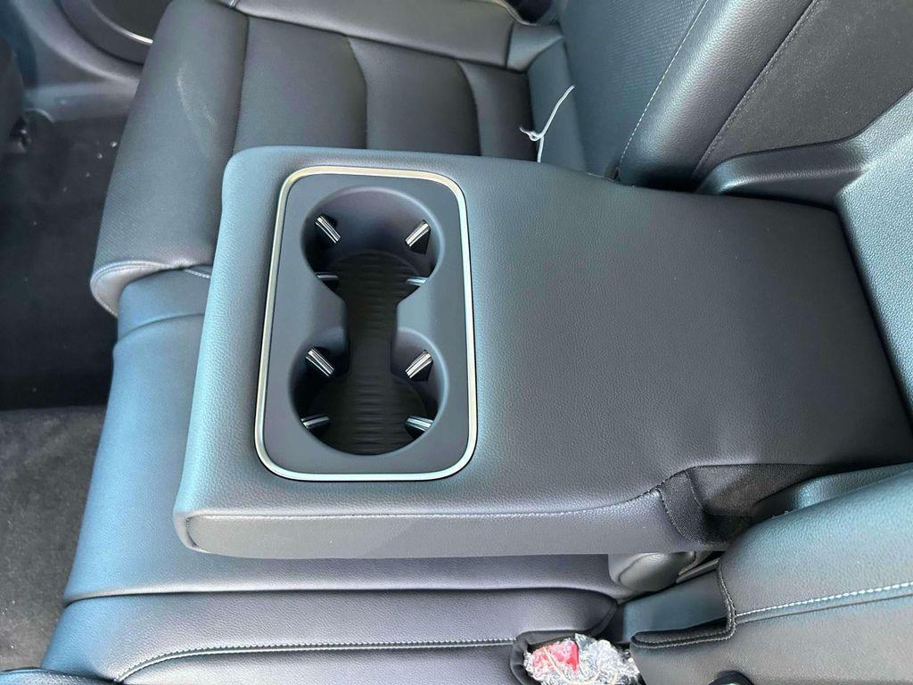 new 2026 Genesis GV70 car