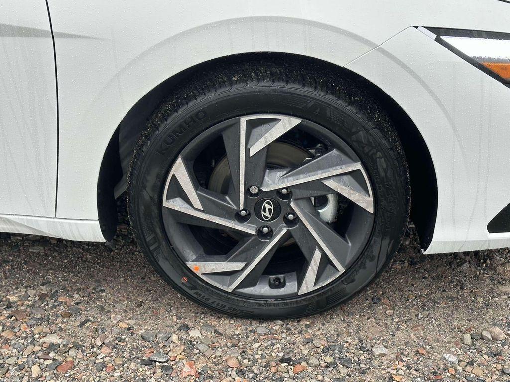 new 2025 Hyundai Elantra car, priced at $22,725