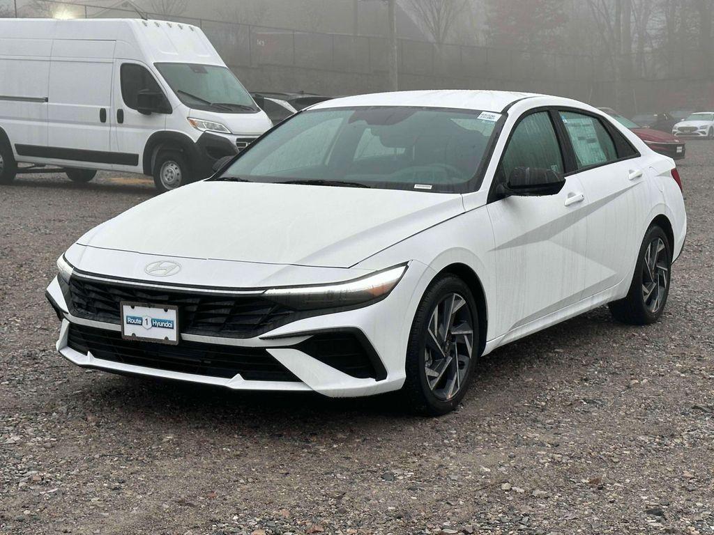 new 2025 Hyundai Elantra car, priced at $25,175