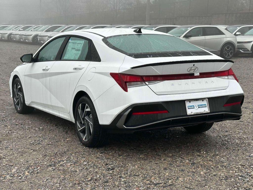 new 2025 Hyundai Elantra car, priced at $22,725